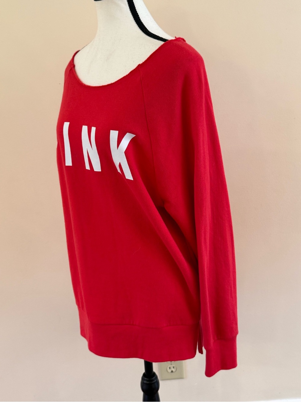 PINK Victoria's Secret Red Off-Shoulder Logo Sweatshirt size Small - Picture 4 of 5